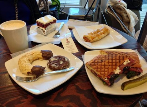 Breka Bakery and Cafe  매장 이미지