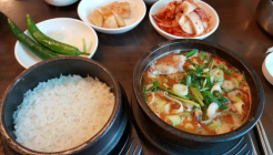 능서돼지국밥 매장 이미지