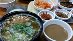 우정식당 매장 이미지