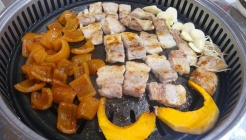 돈쌈 매장 이미지