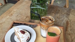 Be around 매장 이미지