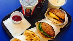 오일리버거 매장 이미지