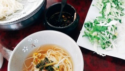 사방팔방국수 매장 이미지