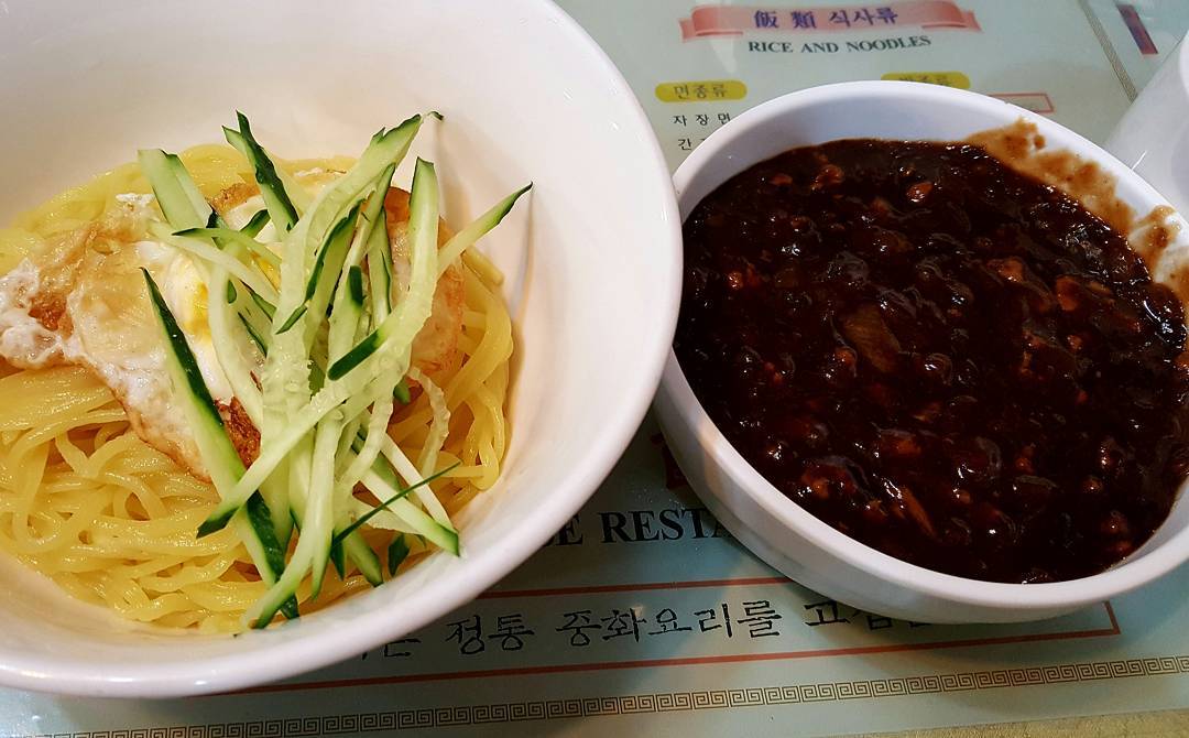 동화반점 매장 이미지