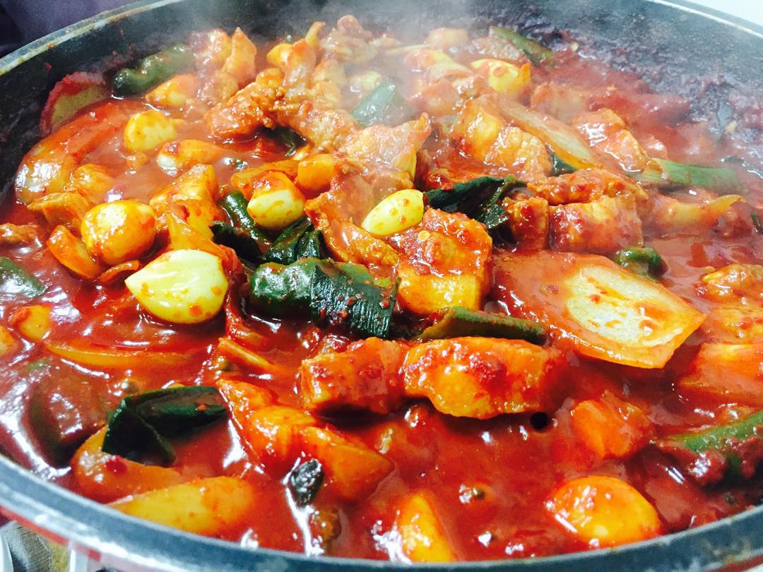 미녀와야수 매장 이미지