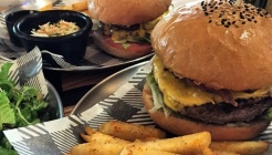 라살루드 매장 이미지