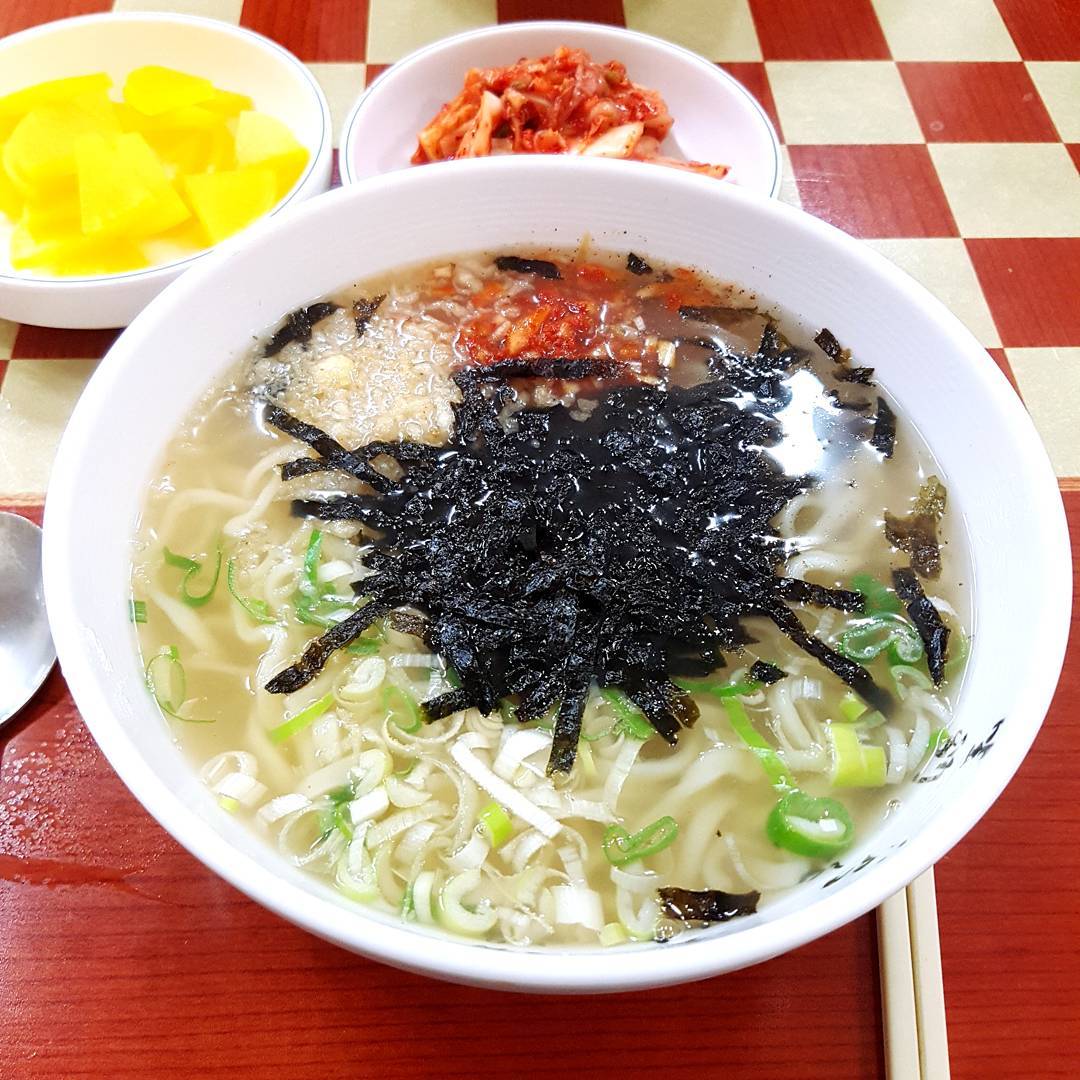 성원칼국수  매장 이미지