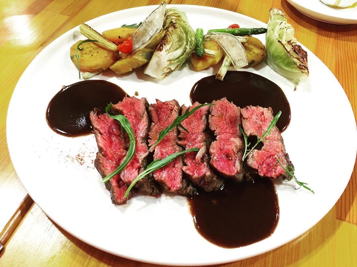 Ducky Restaurant(더키 레스토랑) 매장 이미지