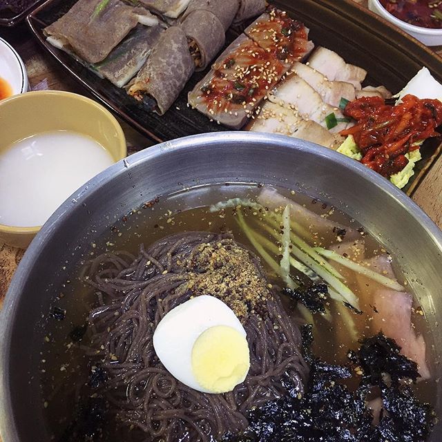 봉평메밀막국수 매장 이미지