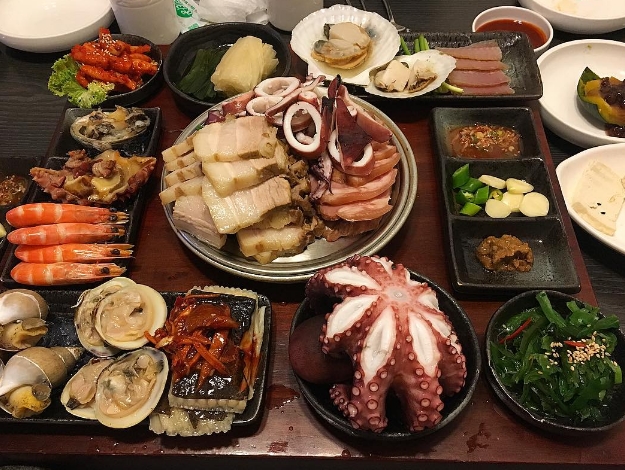 향이랑 매장 이미지