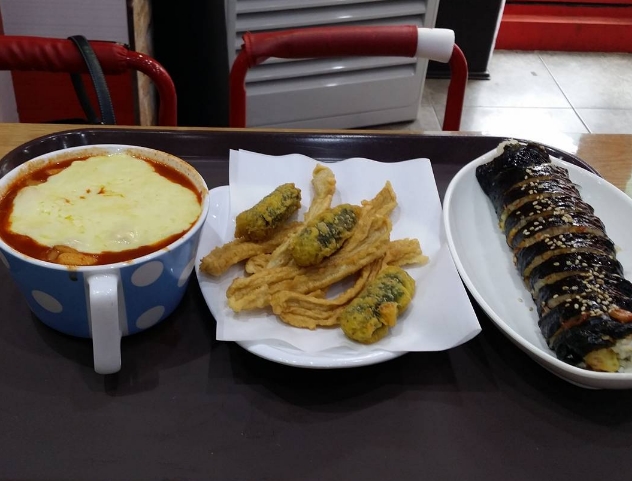 신전떡볶이 매장 이미지