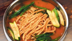 대청마루 옥순네 추어칼국수 매장 이미지