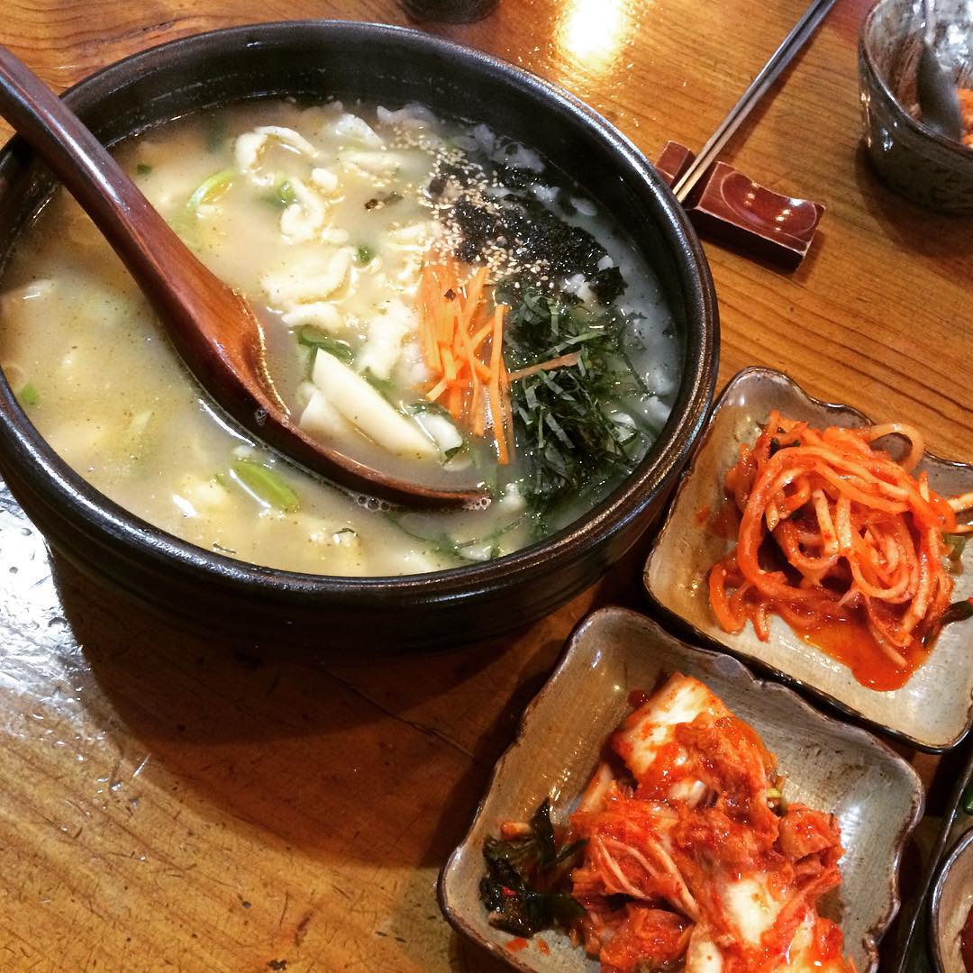 나온수제비  매장 이미지