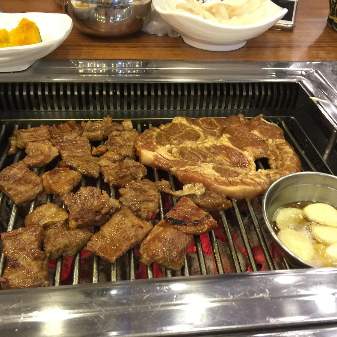 옥돌돼지갈비 매장 이미지