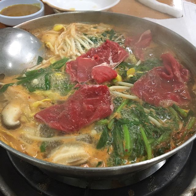 엄마손칼국수 매장 이미지