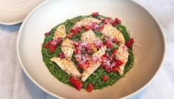 윤 매장 이미지