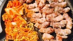 뒤집고 매장 이미지