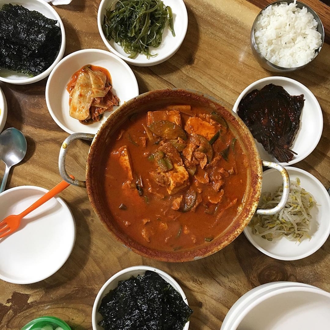 엄마네돼지찌개 매장 이미지