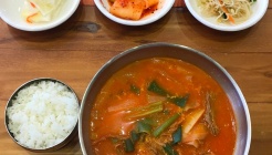 이화수전통육개장 매장 이미지