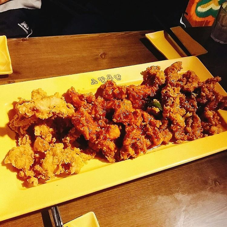 노랑통닭 매장 이미지