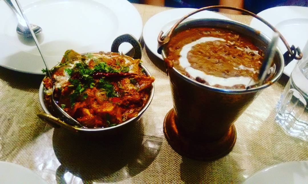 Madhur Milan 매장 이미지