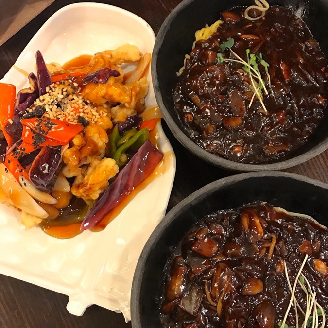 진흥관 매장 이미지