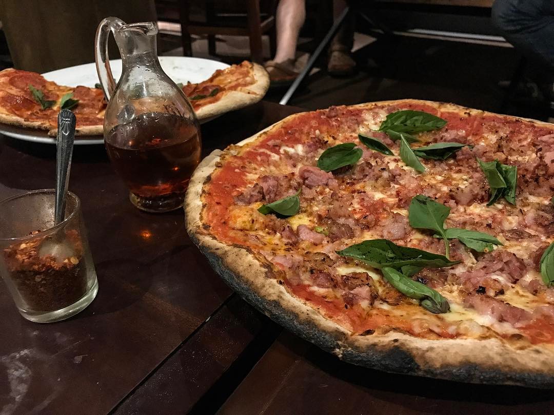 지오바니스 프레스토 (Giovanni's Presto Pizza) 매장 이미지