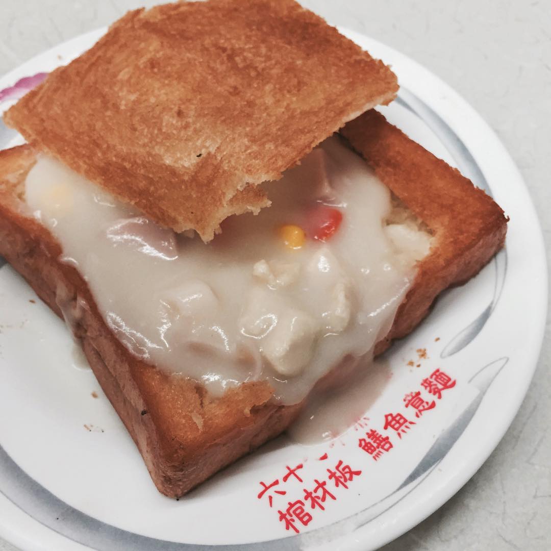 츠칸관차이반 (赤崁棺材板) 매장 이미지