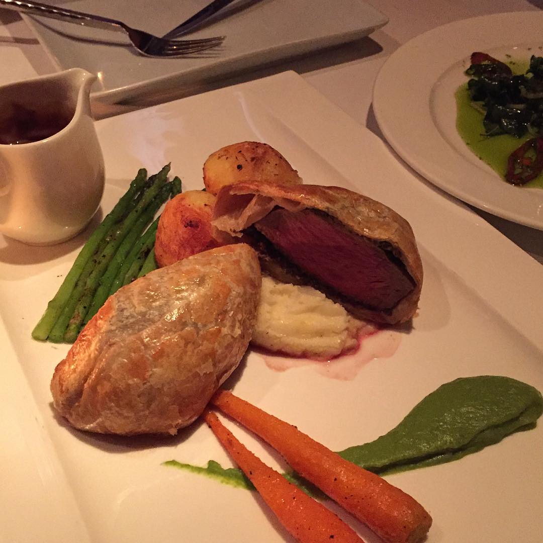 카페 데스 아미스 (Cafe des Amis Restaurant) 매장 이미지
