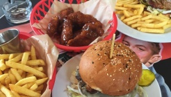 로켓 버거 (Rocket Burger Cafe) 매장 이미지