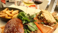 문도아카 (Mundoaka Street Food) 매장 이미지