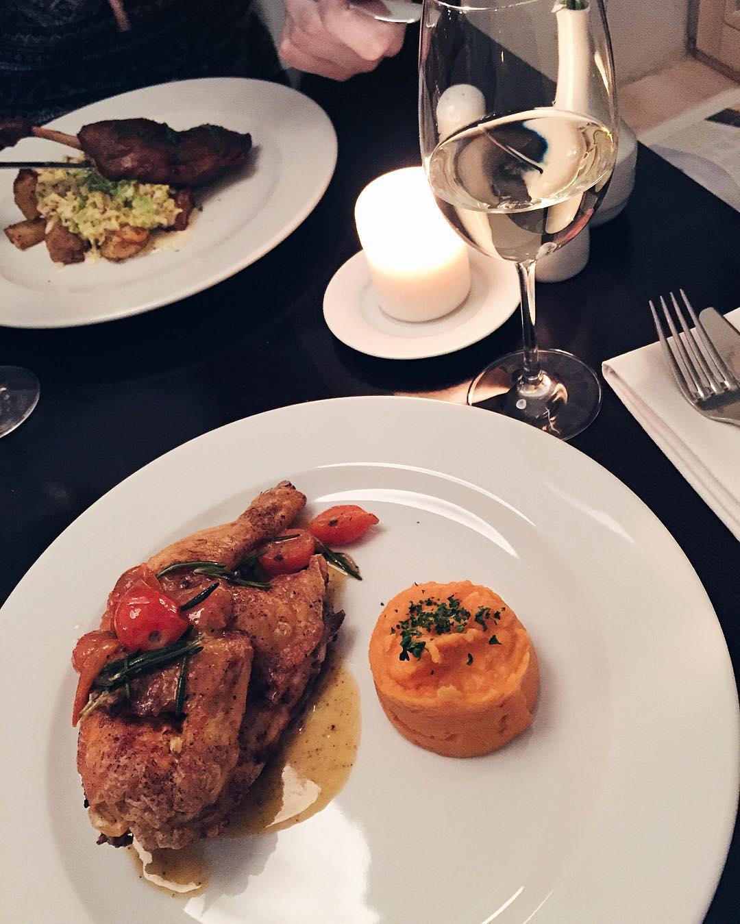 비스트로 에이틴 (Bistro 18) 매장 이미지