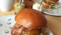 붐 버거 리트후아니아 (Boom Burgers Lithuania) 매장 이미지