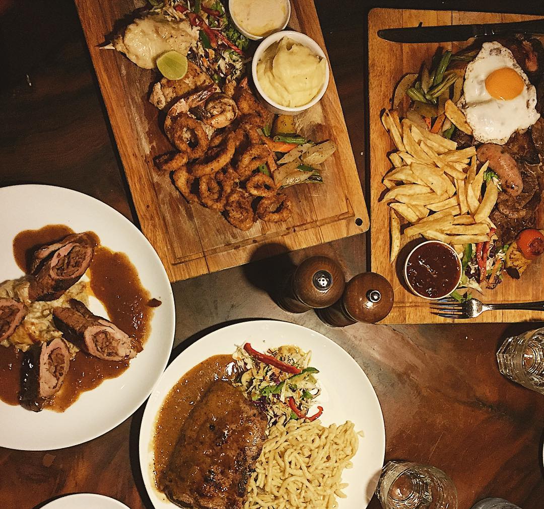 The Bavarian German Restaurant and Pub 매장 이미지