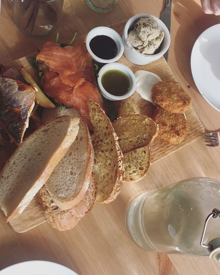 이스트 에비뉴 베이크하우스 (East Avenue Bakehouse) 매장 이미지