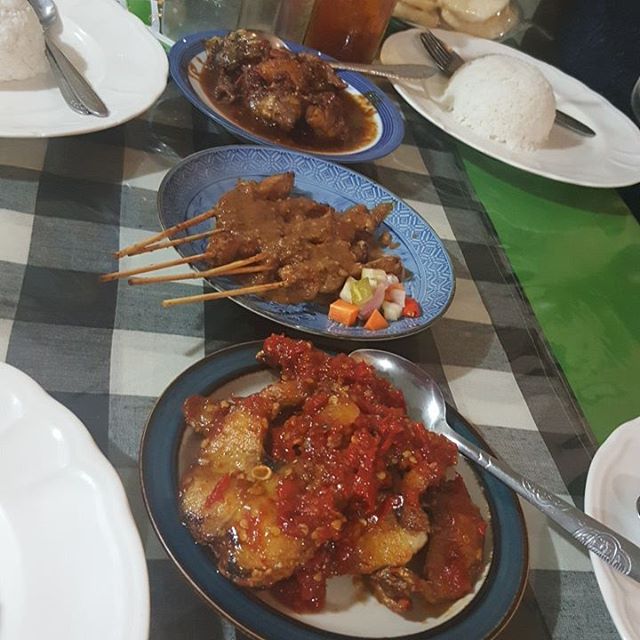 와룽 발리 (Warung Bali) 매장 이미지