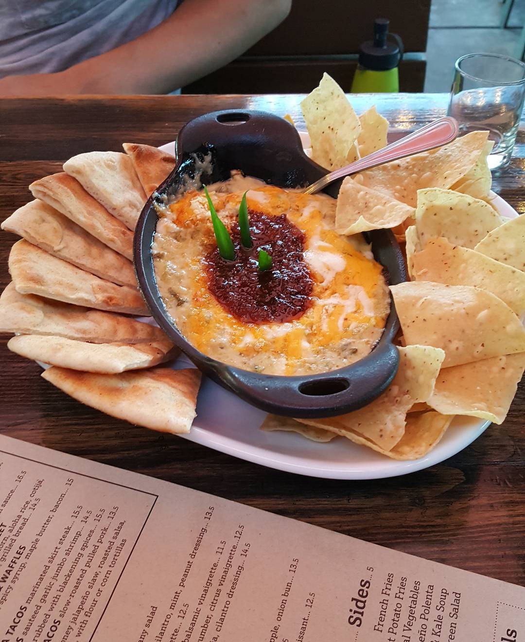 O.H.S.O. Eatery & nano-Brewery 매장 이미지