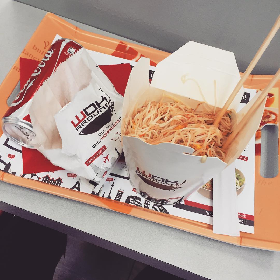 WokAround 매장 이미지