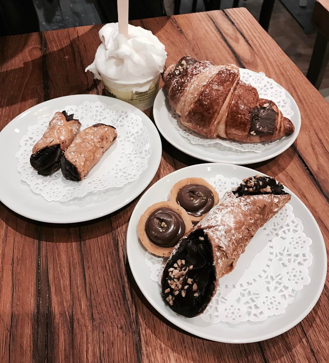 아로미 (Aromi Peas Hill Caffe and Gelateria) 매장 이미지