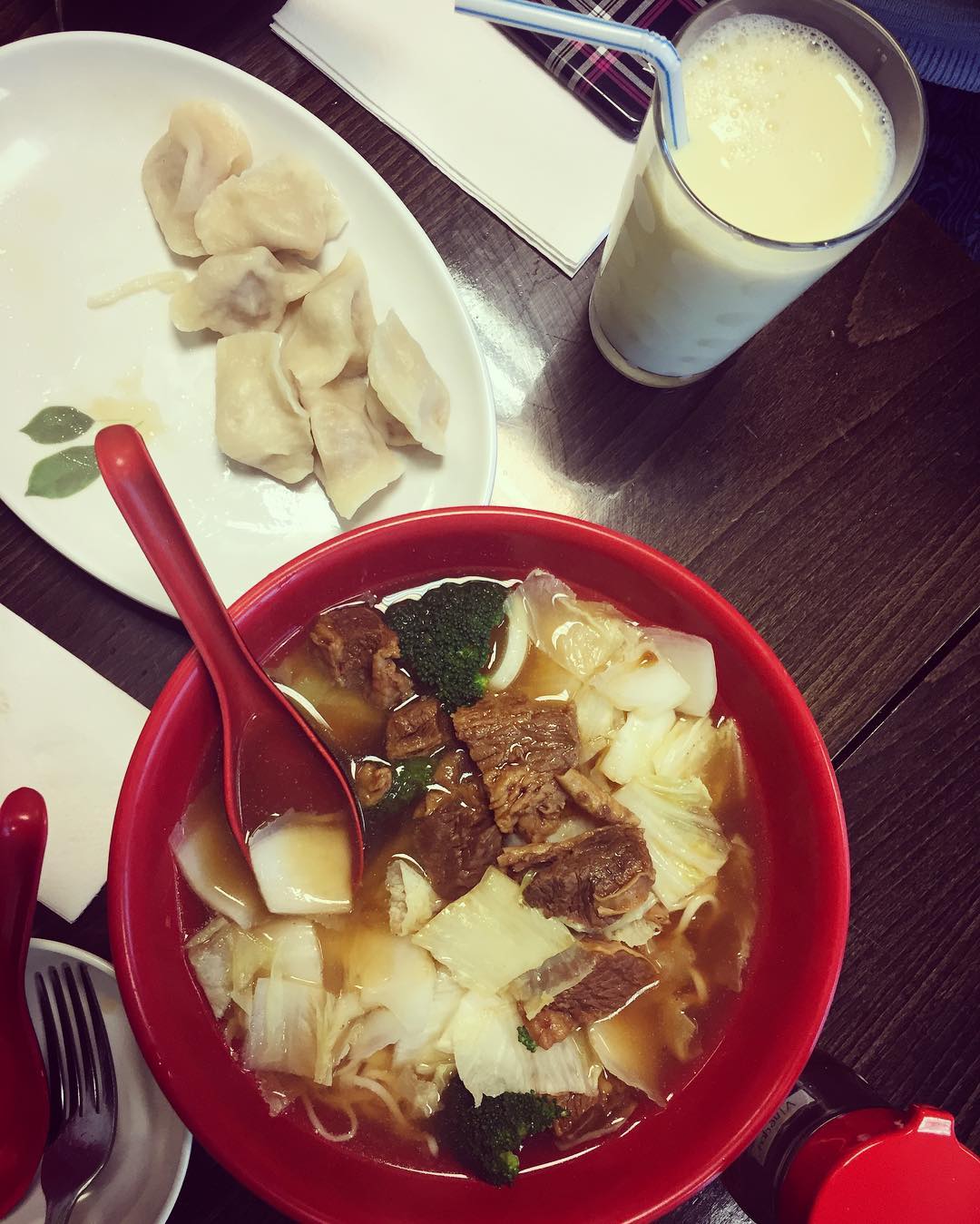 누들 플러스 (Noodles Plus) 매장 이미지