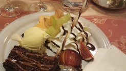 Homage 매장 이미지