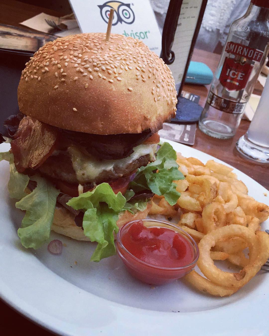 피그앤 휘슬 히스토릭 펍 (Pig and Whistle Historic Pub) 매장 이미지