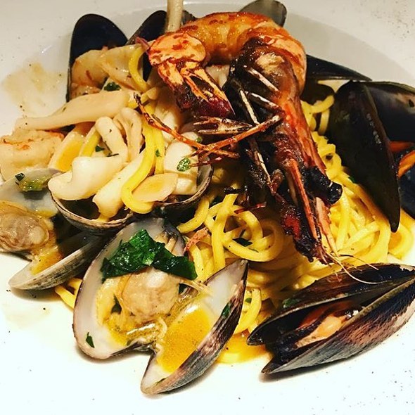 퍼바코 바 리스토란테 (Perbacco Bar Ristorante) 매장 이미지