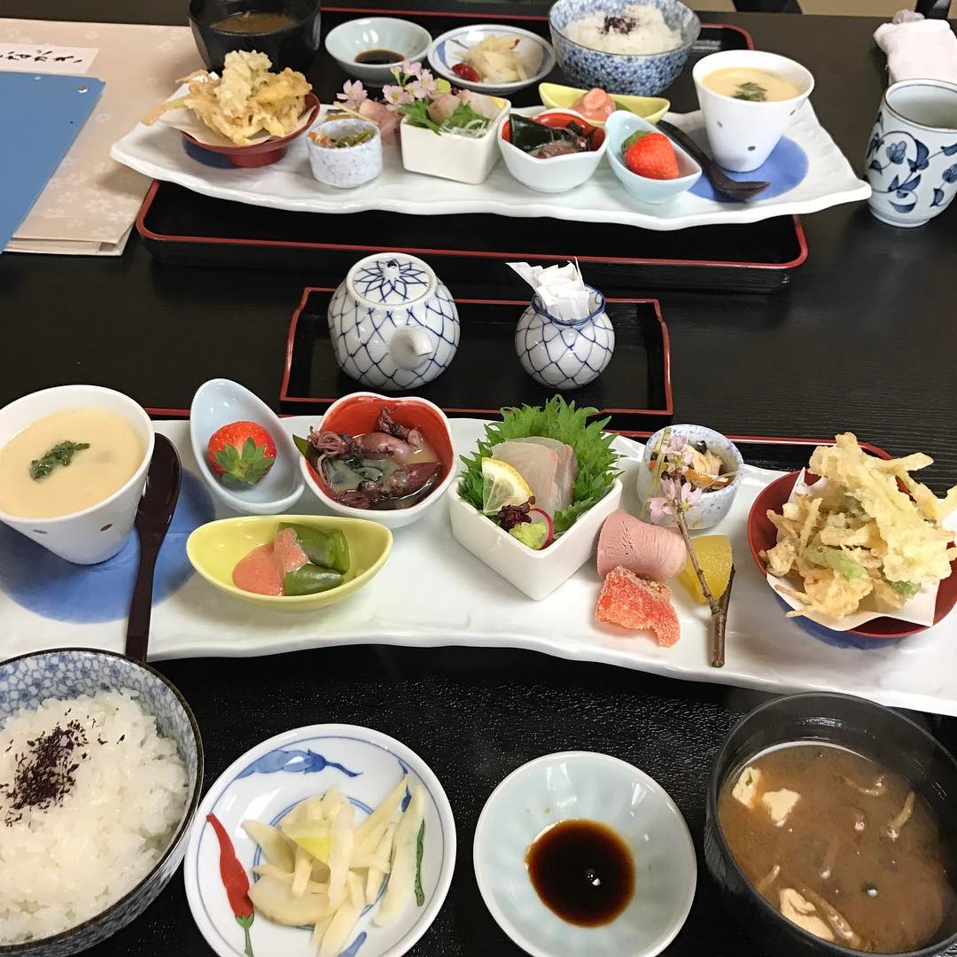 그로멧 (食留芽) 매장 이미지