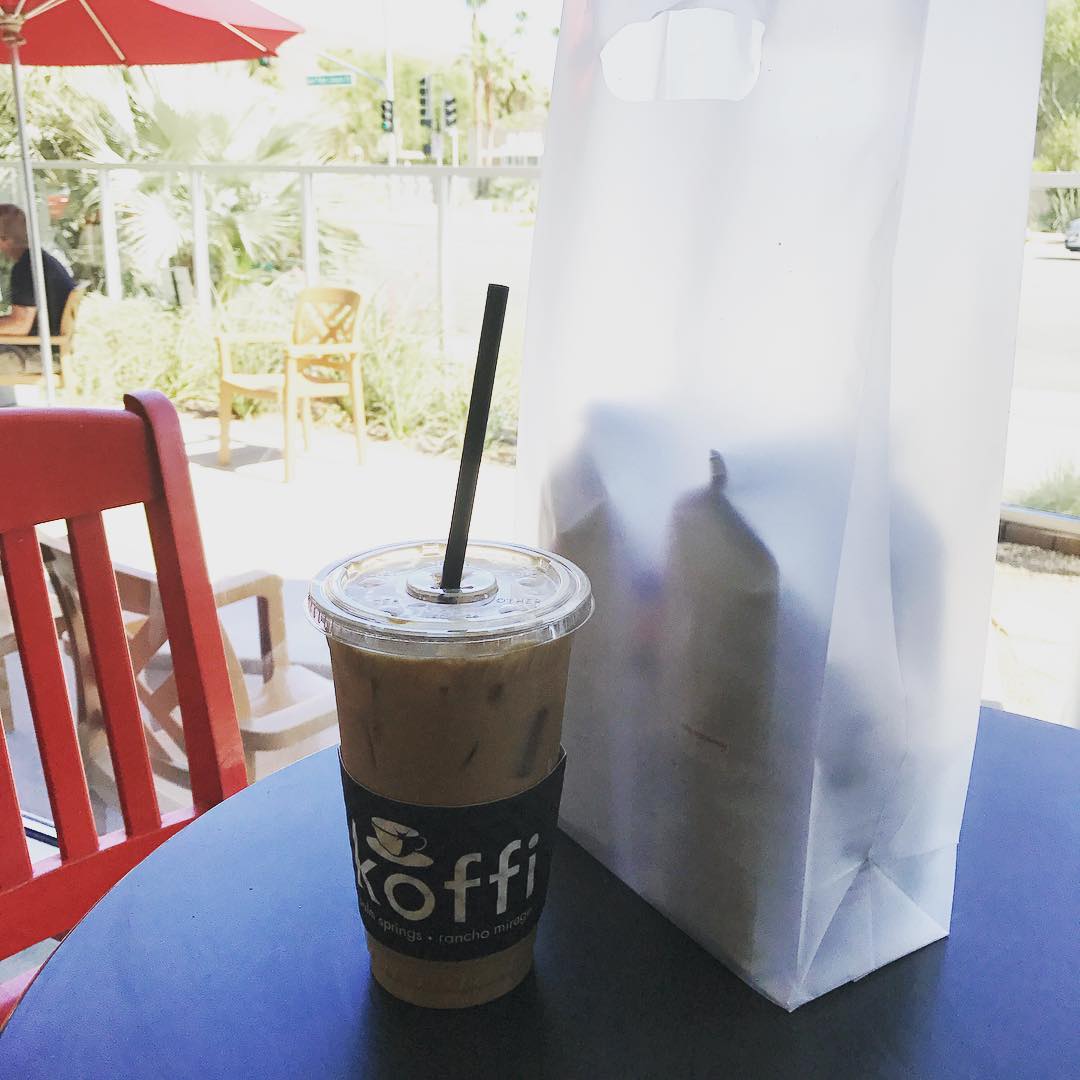 팜 스프링 코피 (Palm Springs Koffi) 매장 이미지