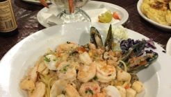 상하이 레즈 (Shanghai Reds) 매장 이미지