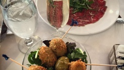 진 아메리칸 비스트로 (Zin American Bistro) 매장 이미지