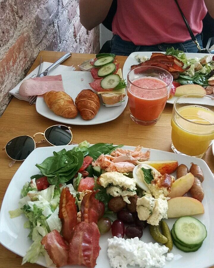펠라스 카페 (Pella's cafe) 매장 이미지