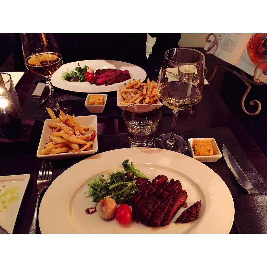 스테판스 스테이크하우스 (Stefan's Steakhouse) 매장 이미지