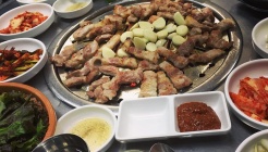 황토숯불생고기 매장 이미지